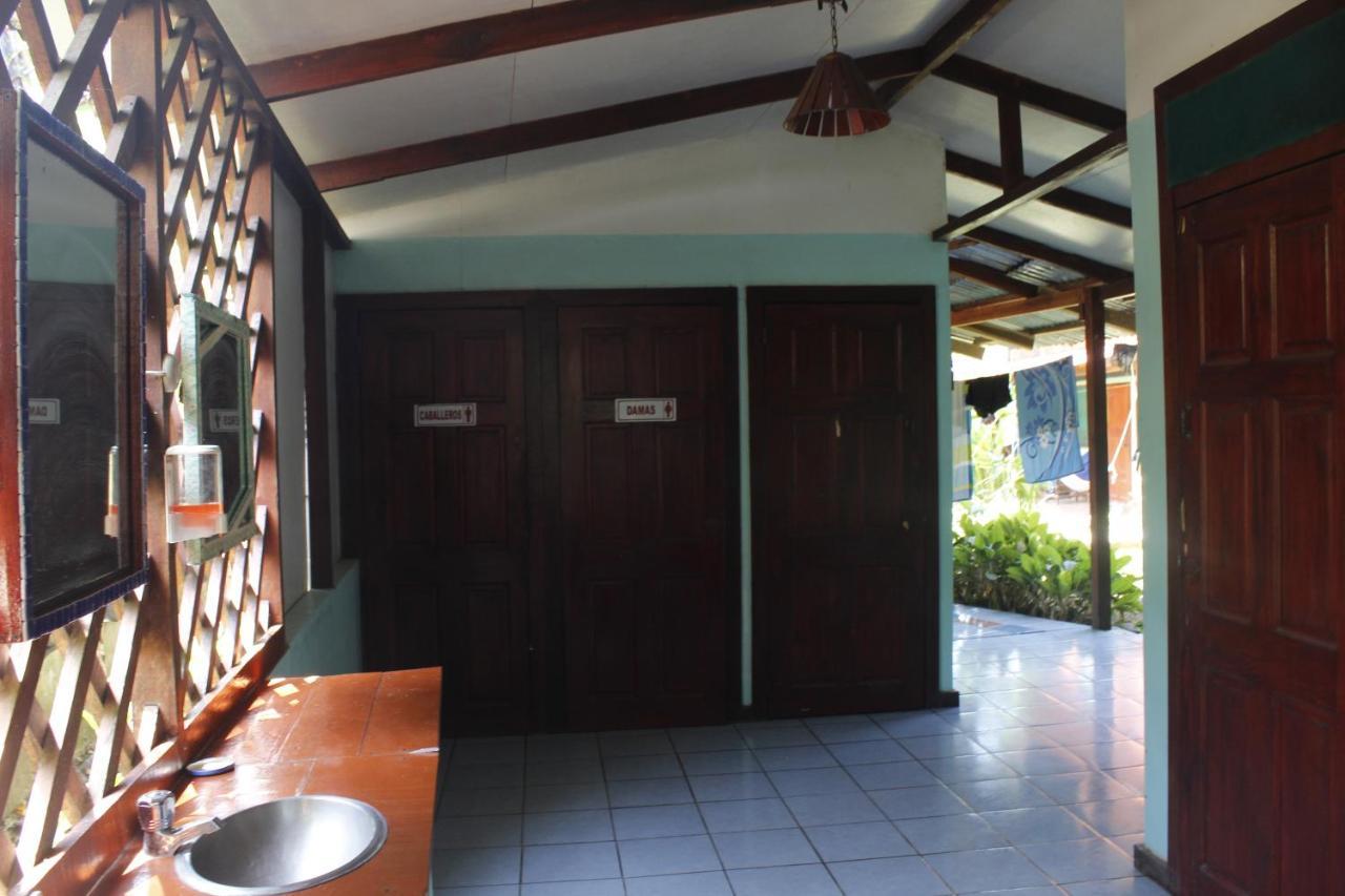 Hakuna Matata Hostel Cahuita Exterior foto